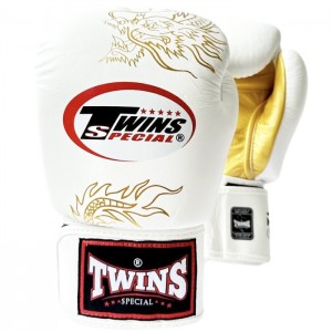 Боксерские перчатки Twins Special с рисунком (FBGV-6 white-gold)